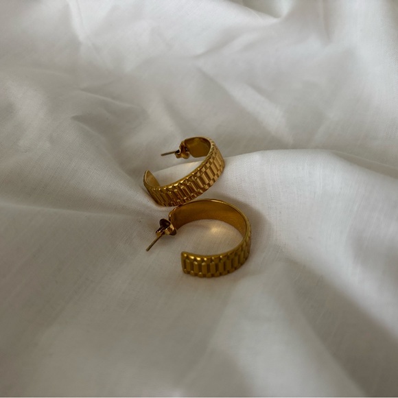 Aldo Stainless Steel Gold Hoop Earrings - Picture 1 of 2